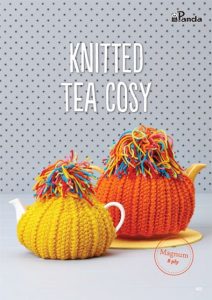 212415-602-KnittedTeaCosy-1